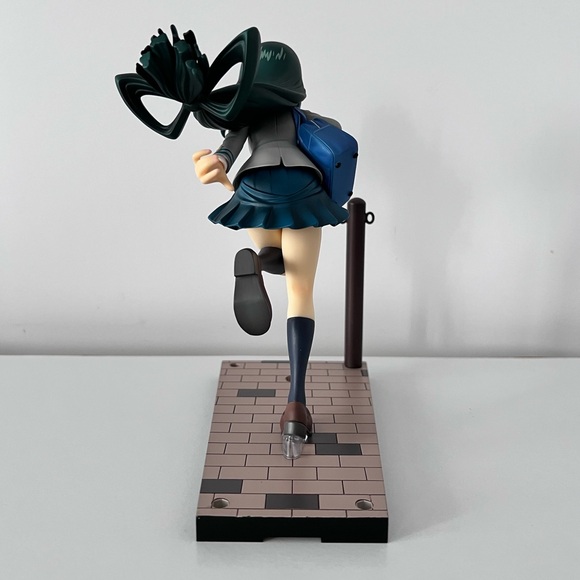 Tsuyu Asui 1/8 Scale || School Uniform || My Hero Academia - Picture 7 of 9